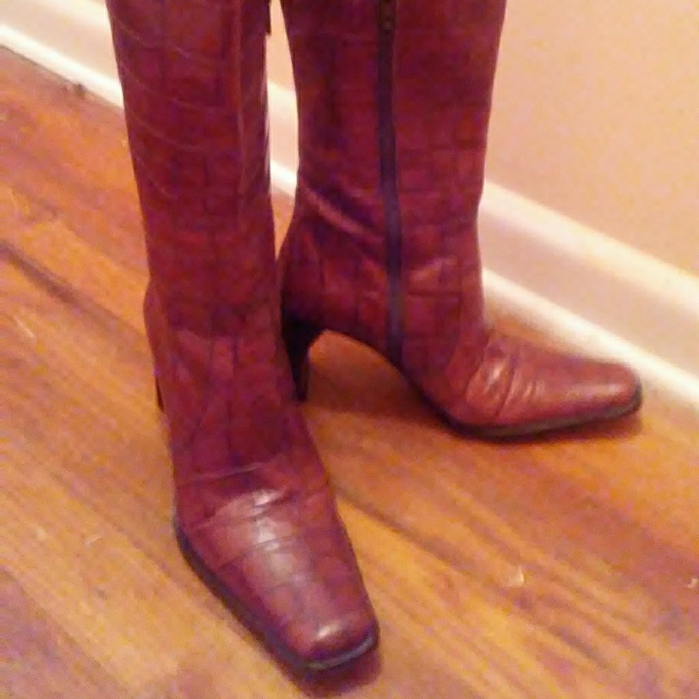 OLIVER BOOTS